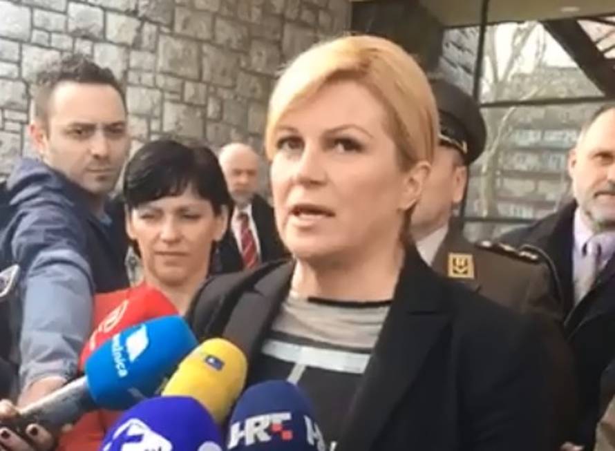 Kolinda: I ja bih novi Mercedes, ali onda neću imati za hranu...