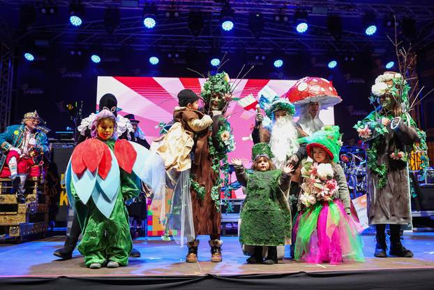 Zatvaranje 200. Samoborskog fašnika spaljivanjem princa Fašnika 