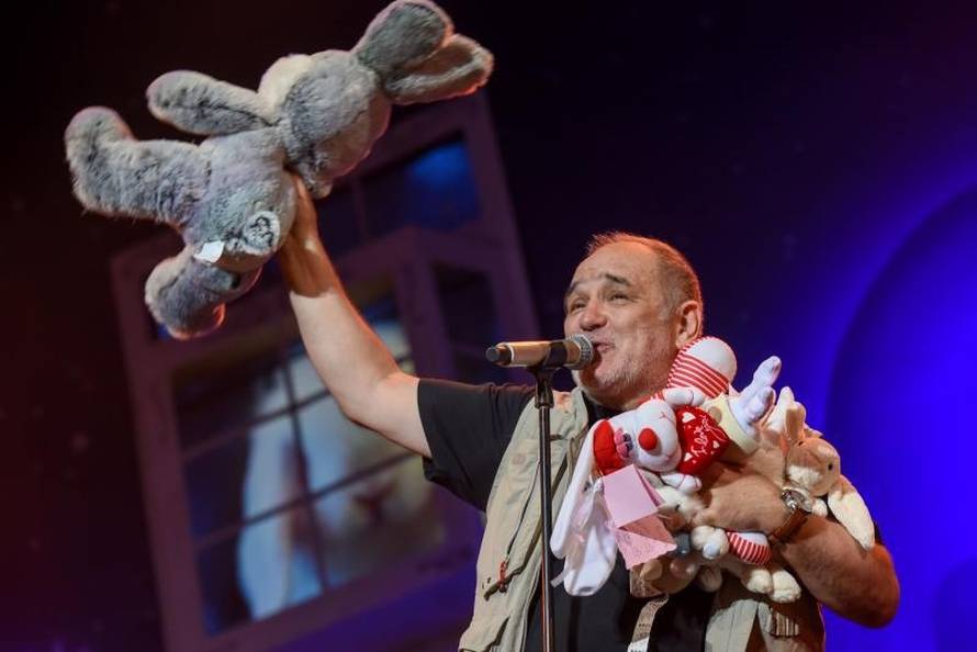 Prvi koncert nakon infarkta: Balašević je oduševio Osječane