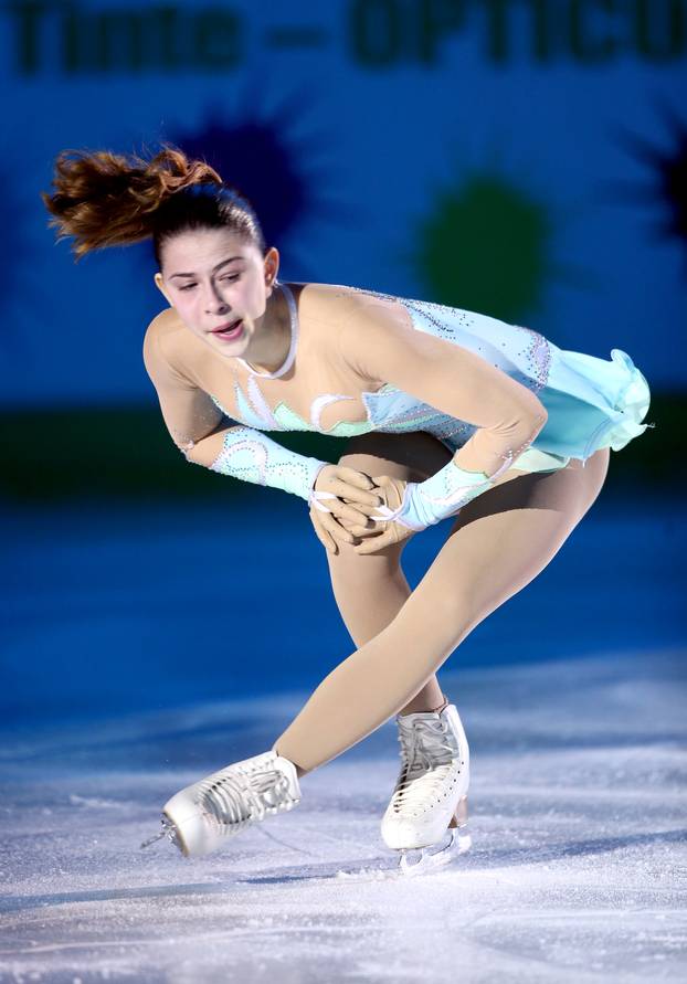 Zagreb: Predsjednica RH Grabar-Kitarovi? sa suprugom bodrila k?er Katarinu na Zlatnoj pirueti