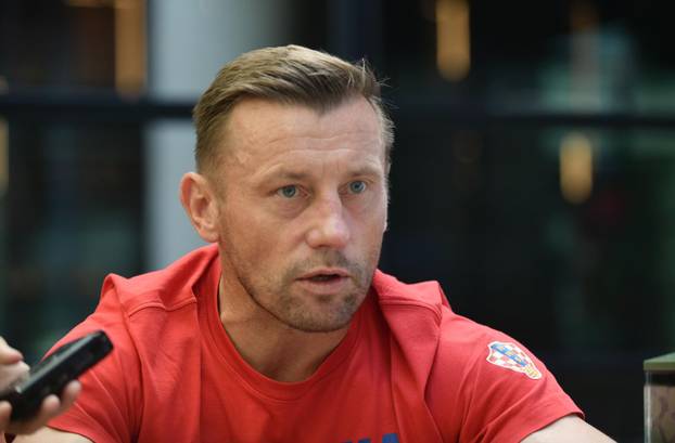 Zagreb: Ivica Oli&cacute; odr&zcaron;ao konferenciju za medije