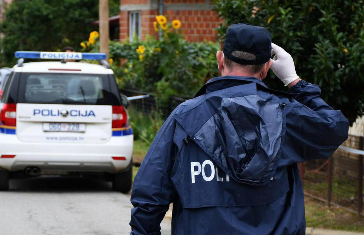 Uskok ulovio švercere, pokušali prevesti kokain u Veliku Britaniju, uhićena tri Hrvata