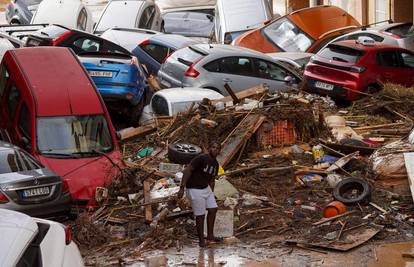 Apokalipsa u Španjolskoj: 'Na nas je padala kiša, tuča, nosile nas bujice. Stvorio se i tornado'