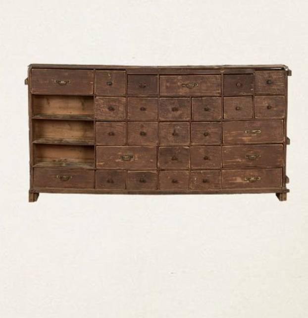 FOTO Nostalgija je bila ključ: Ovo je namještaj koji potpisuje glumica Pamela Anderson