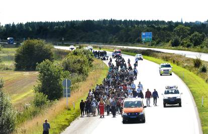 Danska je zatvorila autocestu, Mađari šalju vojsku na granicu