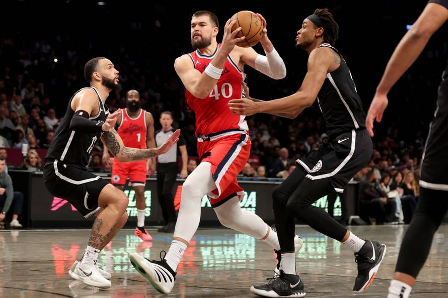NBA: Los Angeles Clippers at Brooklyn Nets