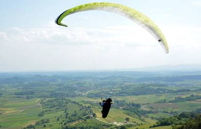 Evo zašto se srušio paraglajder kod Virovitice: Pokušao se spasiti padobranom