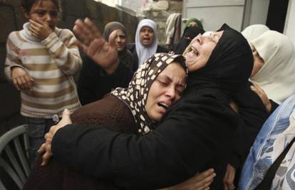 Gaza: U 750 Izraelskih napada poginulo 435 ljudi