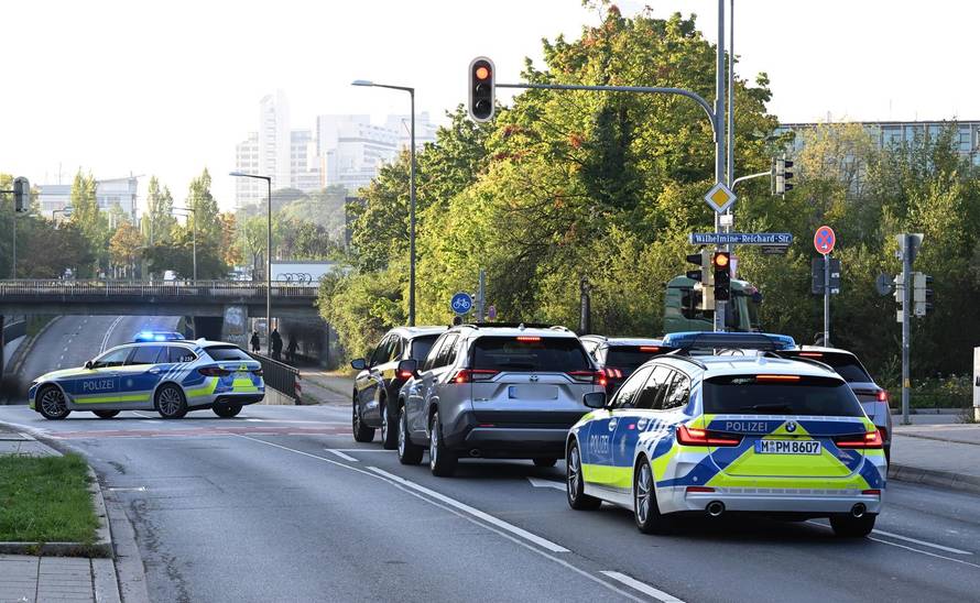 Fire in Munich - large-scale deployment of police and fire department