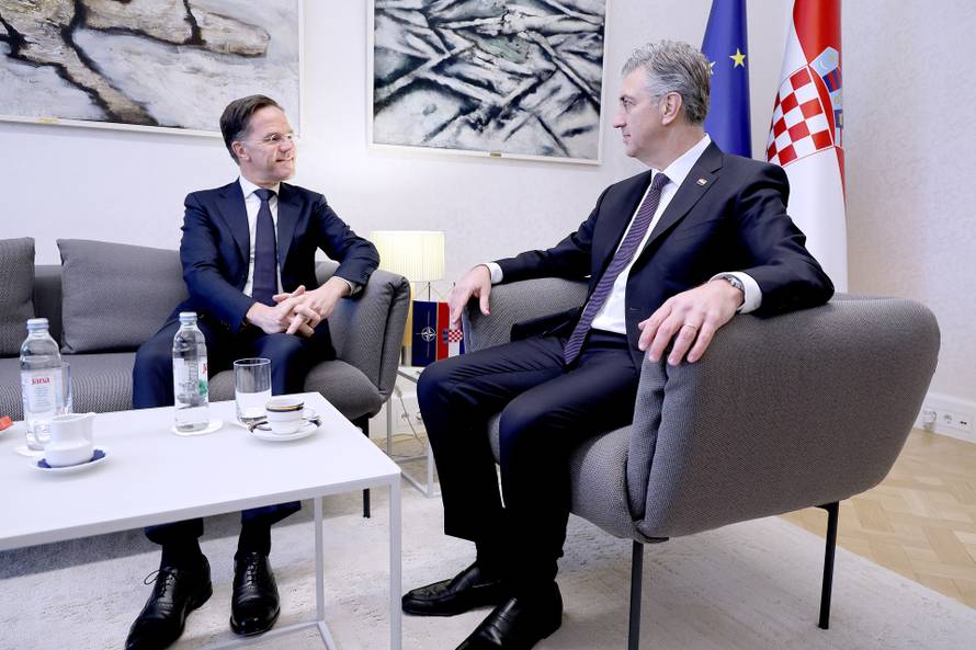 Zagreb: Plenković u Banskim dvorima primio glavnog tajnika NATO-a Marka Ruttea