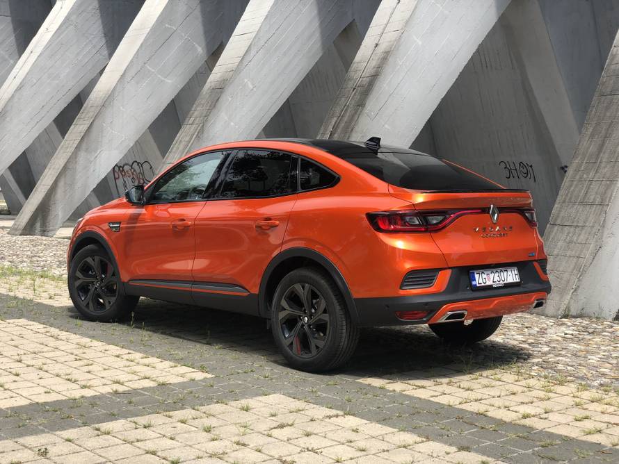 Testirali smo atraktivni Renault Megane Conquest: Nova SUV zvijezda na hrvatskom tržištu