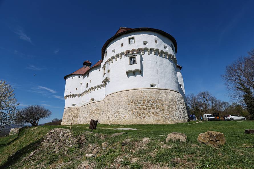 24sata Kod Dvora Veliki Tabor top usmrtio muškarca
