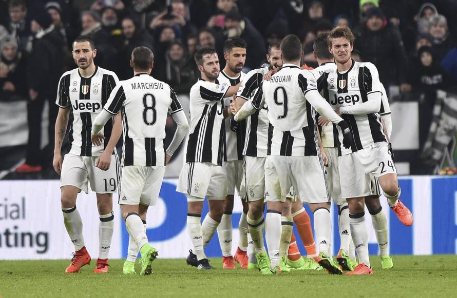 Football Soccer - Juventus v Inter Milan - Italian Serie A