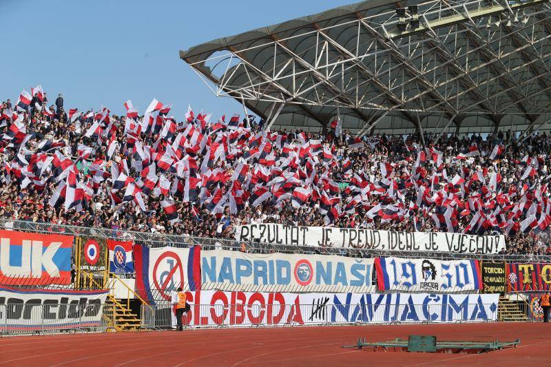 Torcida: Oni s bakljama veći su Hrvati od onih koji ih optužuju