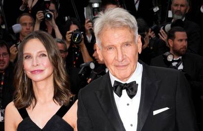 Svi je znaju kao Ally McBeal, a njezina ljubav s 22 godina starijim kolegom prkosi svemu