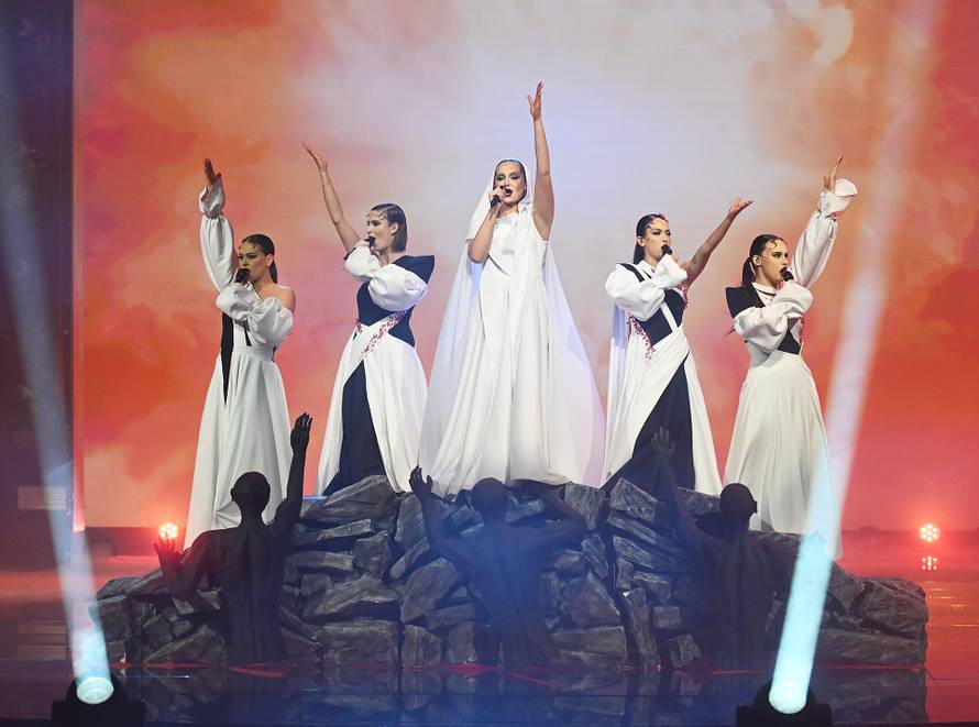 Dora puna adrenalina! Lorena je krvarila, Nižetić ozlijedio prst, a Nipplepeople završio na hitnoj