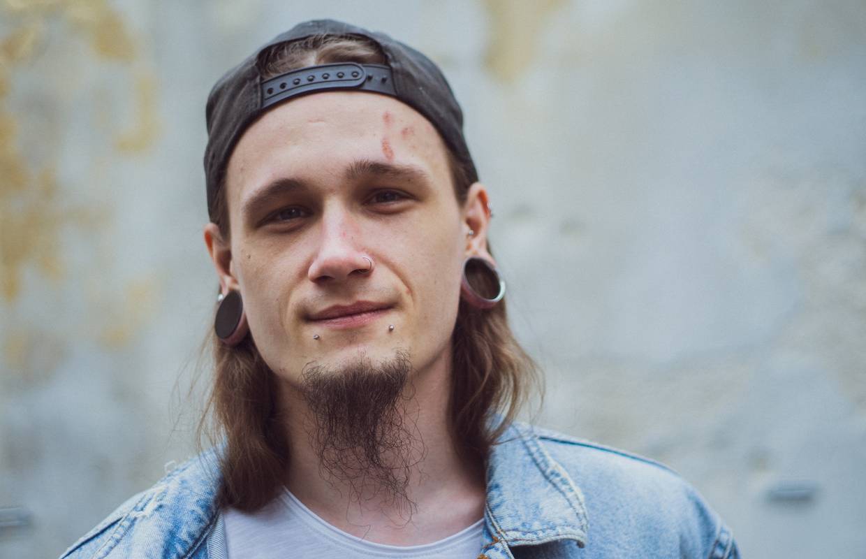Pjesmom „Krijesnica“ Marin Jurić-Čivro započinje novo poglavlje svoje karijere