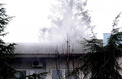 Rijeka: Izgorio krov kuće, nema ozlijeđenih u požaru