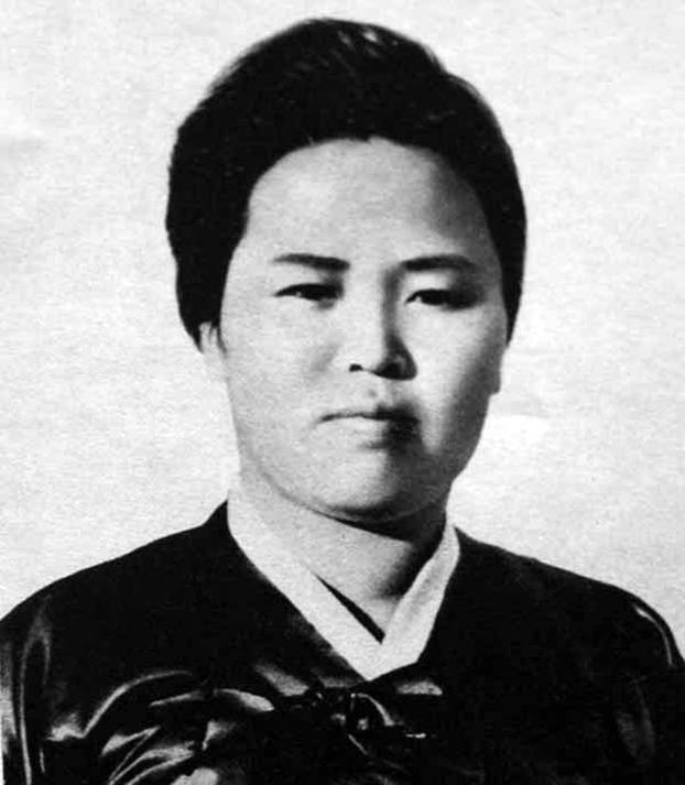 Korea: Kim Jong-suk (December 24, 1917 â September 22, 1949) was a Korean independence activist and Communist politician.
