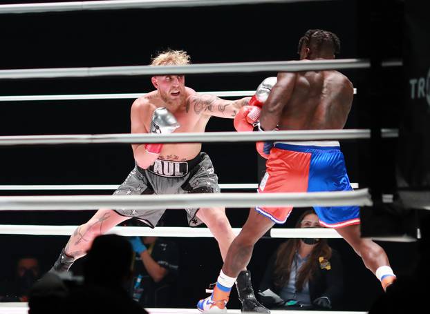 Boxing: Paul vs Robinson