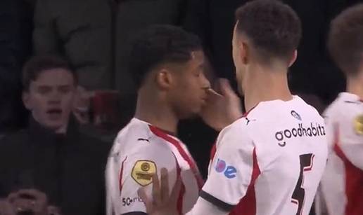 Peri&scaron;i&cacute; krasno zabio pa s dva '&scaron;amara' &scaron;kolovao suigra&ccaron;a...