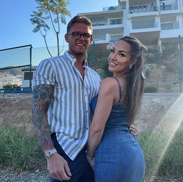 FOTO Swingerski par otkriva sve detalje svog neobičnog odnosa