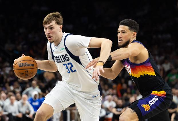 NBA: Dallas Mavericks at Phoenix Suns