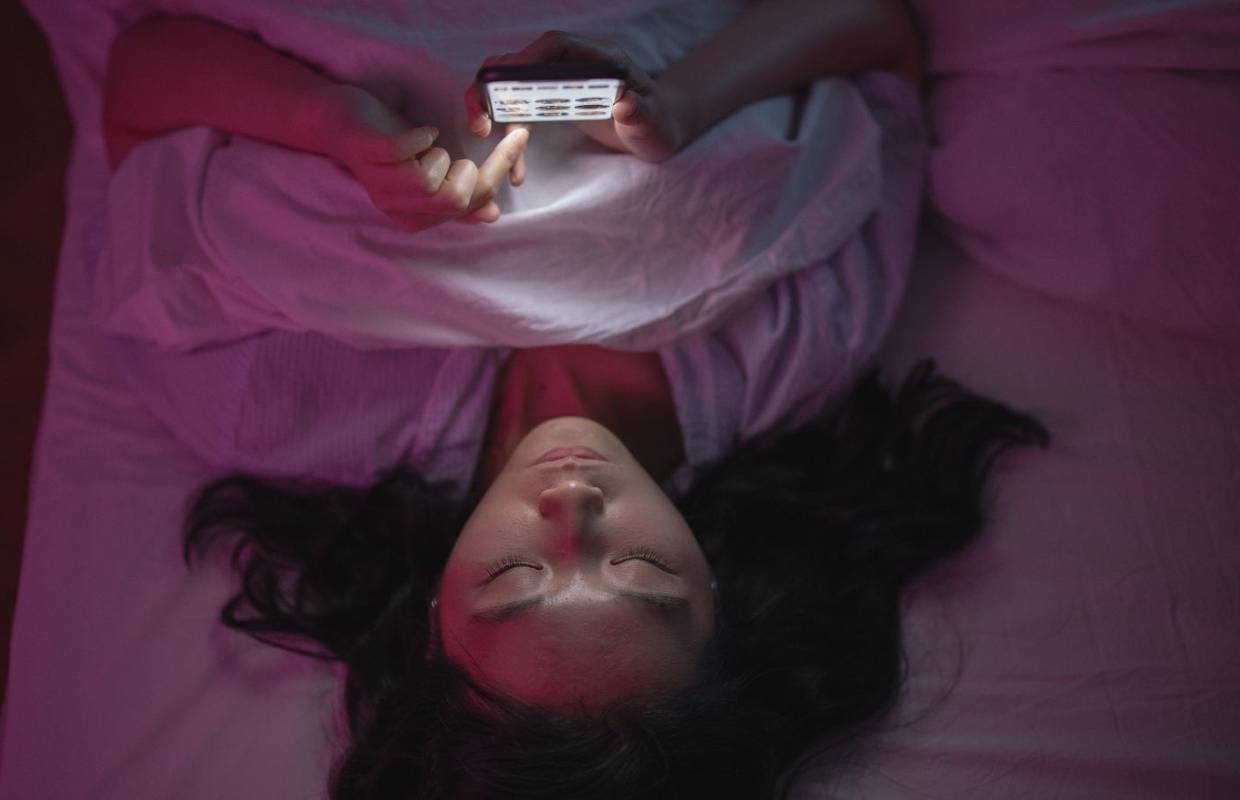 Ispovijest: Bila sam na 50 Tinder spojeva, to je horor, jedan je lik donio mrtvu mačku