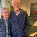 Malo smo ušparali: Penzioneri si za 70 godina braka kupili prvi Porsche: 'Mogu vam biti unuk?'