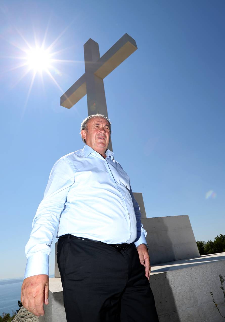 Split: Kerum prisustvovao obilježavanju 2. obljetnice postavljanja križa na Marjanu