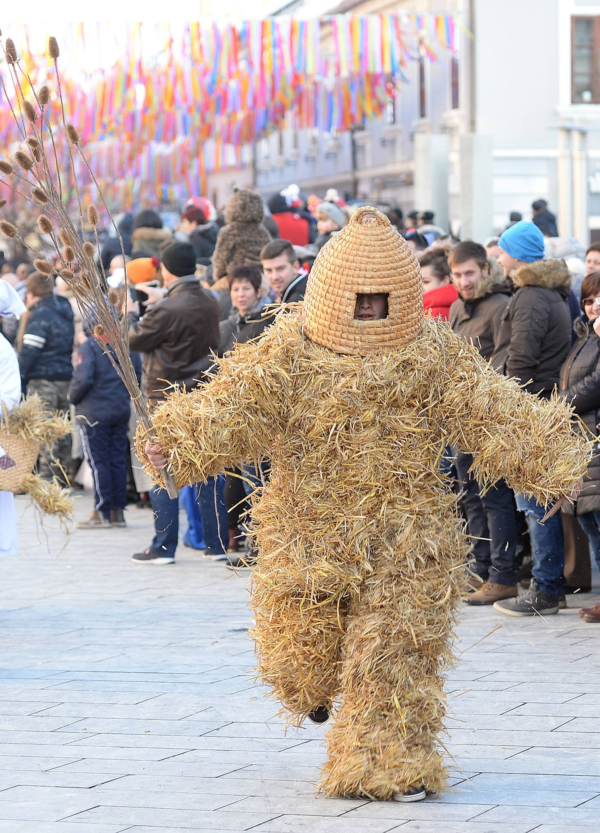 Život je maskenbal: Od juga do sjevera svi su plesali i slavili