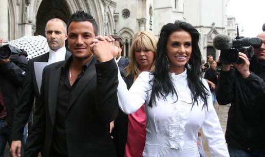 Od bajkovitog vjen&ccaron;anja do medijskog rata: Turbulentna pri&ccaron;a Petera Andrea i Katie Price