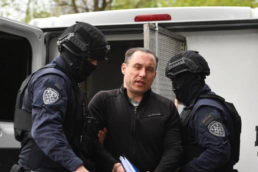 Kako 'Sisa&ccaron;ki monstrum' krati dane u Lepoglavi: Nau&ccaron;io je dva jezika, a obo&zcaron;ava ruske pisce...