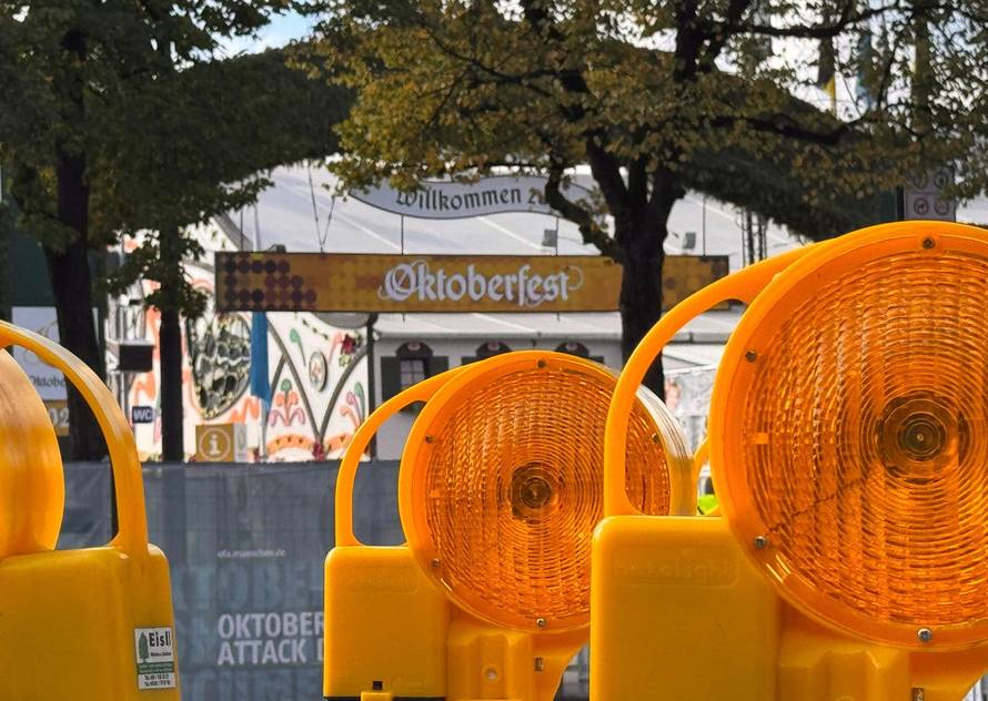Oktoberfest to remain shut on Wednesday after explosion in Munich