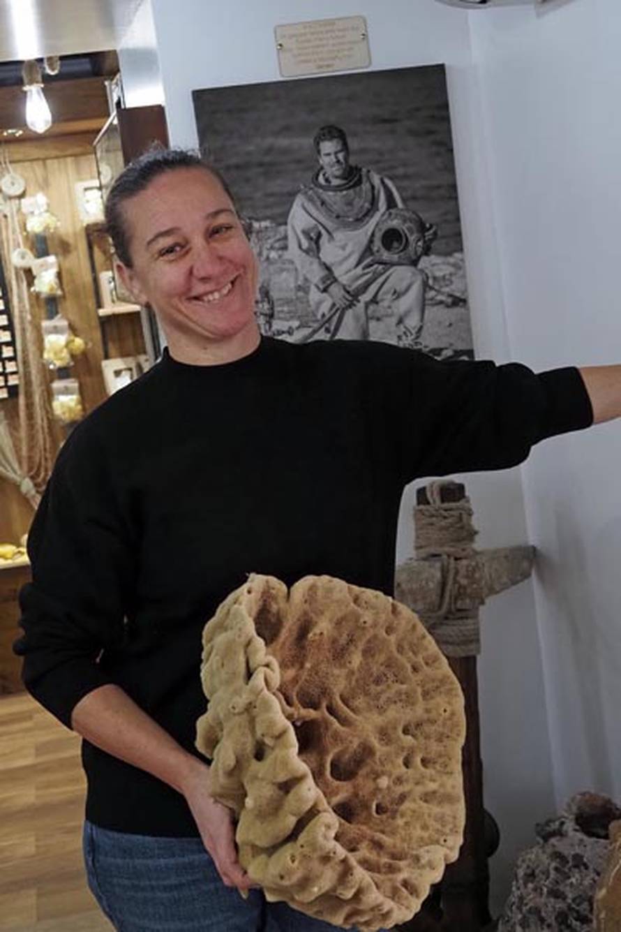 Krapanj je najmanje naseljen otoku u Hrvatskoj, a tamo se krije i jedinstveni muzej spužvi