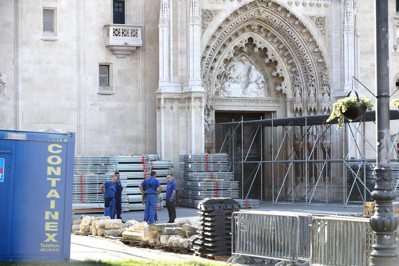 Zagreb: Nastavljeni radovi na obnovi katedrale, do Božića moguće njeno otvorenje