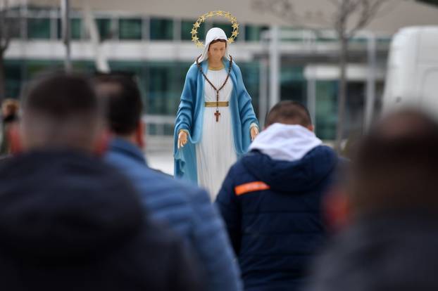 Šibenik: Prve subote u mjesecu moli se muška krunica na trgovima širom Hrvatske