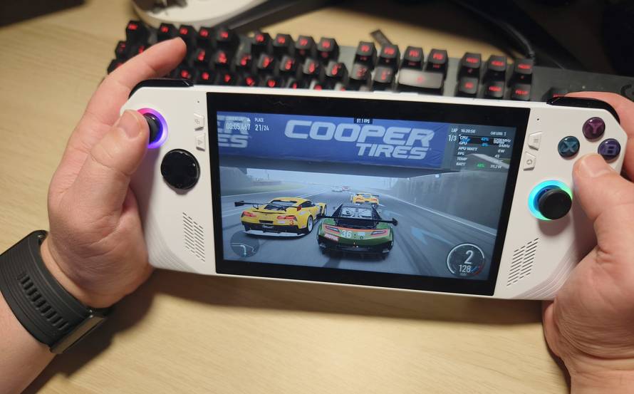 Igrajte se po putu: Isprobali smo prijenosni Asus ROG Ally