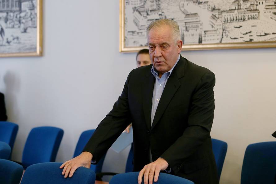 Zagreb: Nastavljeno suÄenje Ivi Sanaderu za aferu INA-MOL