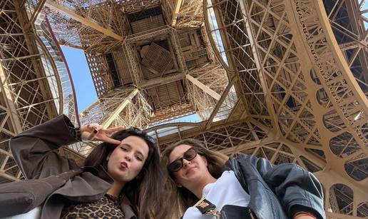 Stepenice ili lift: Na vrh Eiffela možete za 26 ili 36 eura, a evo što vas čeka na samom vrhu