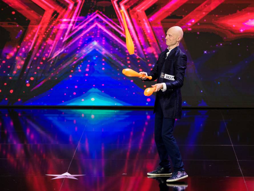 Žongler: 'Zbog ringova sam se znao porezati između prstiju'