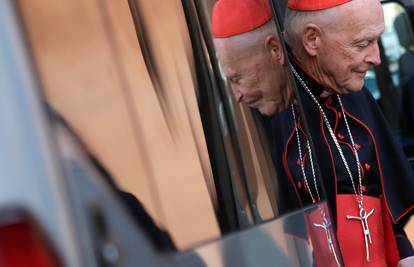 Zbog spolnog zlostavljanja: Suspendirali su kardinala (87)