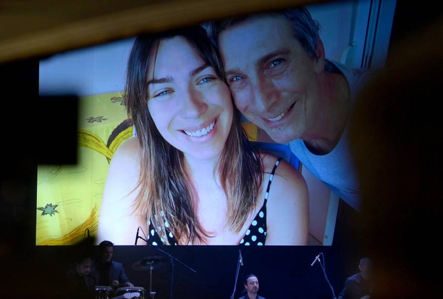 Zagreb: Komemoracija za Massima Savića u Hrvatskom narodnom kazalištu