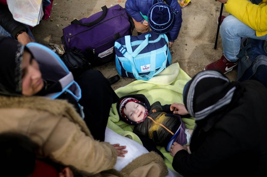 Migranti na graničnom prijelazu Pazarkule između Turske i Grčke