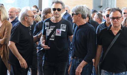 FOTO Održan je sprovod Ivana Pike Stančića: Mnogi poznati došli su se oprostiti od njega...