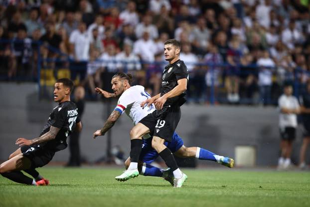 Posušje: Prijateljska utakmica Posušje - Hajduk u rasprodanom stadionu