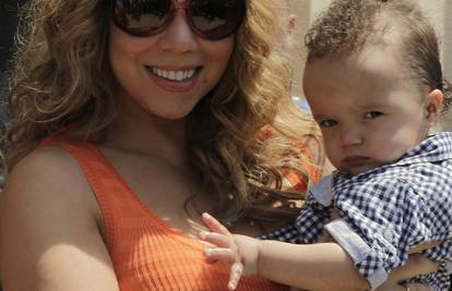 Mariah  Carey sina povela u zemlju po kojoj je dobio ime