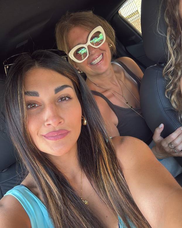 FOTO Odustala od meča protiv kontroverzne boksačice, a sad progovorila: 'Uništili su me...'