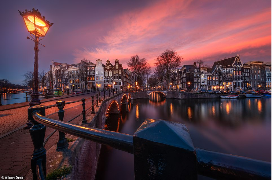 Pismo Van Gogha i Gauguina o posjeti bordela  i umjetnosti prodano za 1.500.000 kuna...