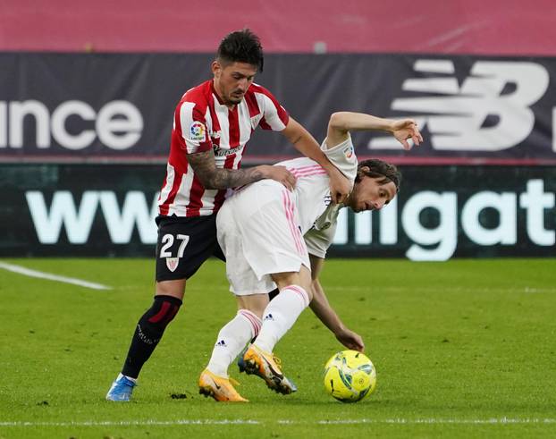 La Liga Santander - Athletic Bilbao v Real Madrid